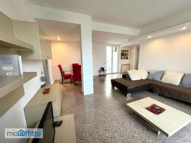 Attico arredato con terrazzo Legnano