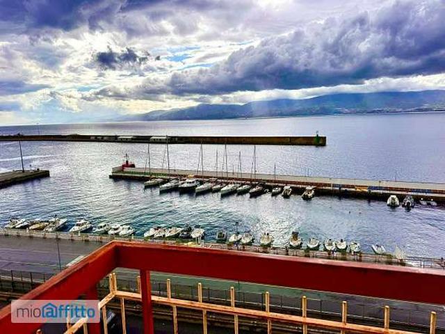 Attico arredato con terrazzo Reggio Calabria