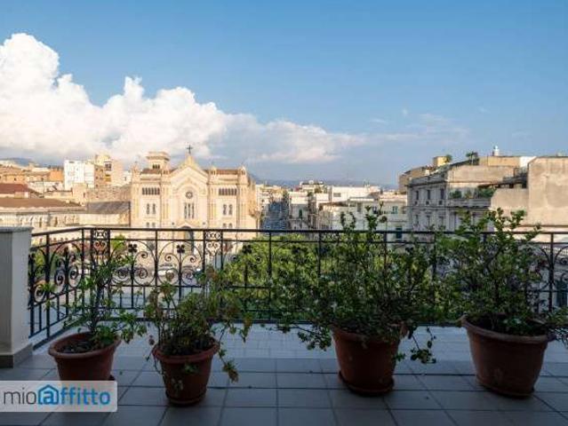 Attico arredato con terrazzo Reggio Calabria