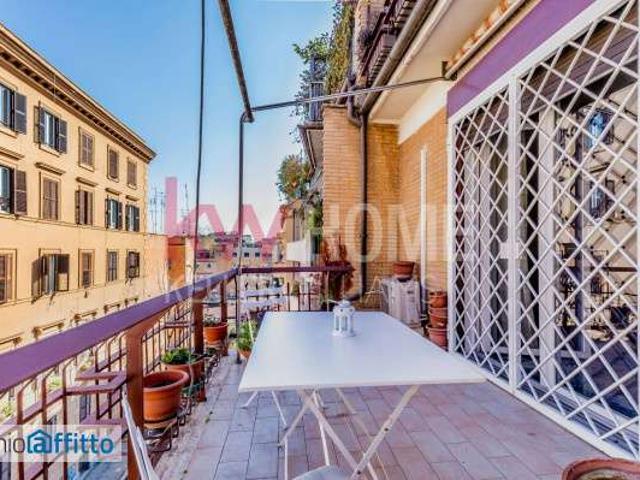 Attico arredato con terrazzo Trastevere, aventino, testaccio
