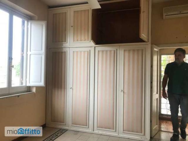 Attico arredato con terrazzo Trastevere, aventino, testaccio