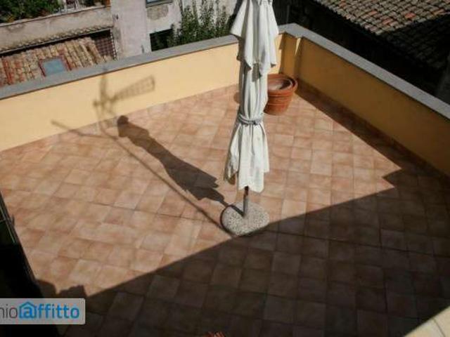 Attico arredato con terrazzo Trastevere, aventino, testaccio