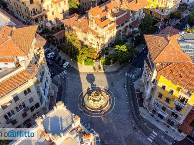 Attico arredato con terrazzo Trieste, salario