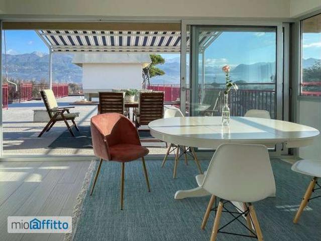 Attico arredato con terrazzo Vittoria apuana