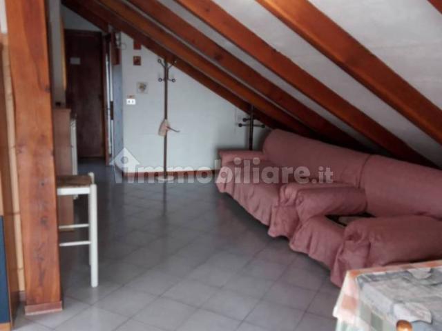 Attico buono stato, 70 m², Centro, Albenga