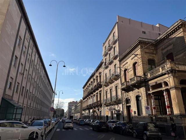 Attico di 100 mq a Bellini, Tribunale, Corso Italia Catania