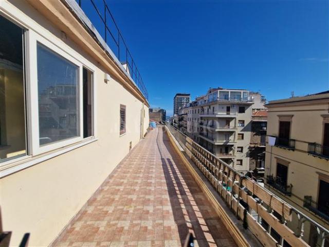 Attico di 140 mq a Porto, Borgo Vecchio, Roma, Cavour Palermo