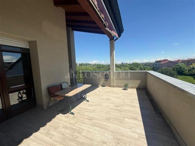 Attico di 156 mq a Villaggio Giardino, Cognento, Cittanova, Baggiovara Modena