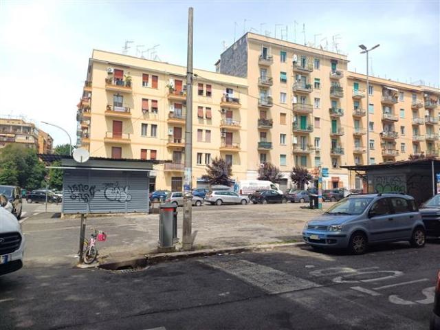 Attico di 37 mq a Pigneto, San Lorenzo, Casal Bertone Roma