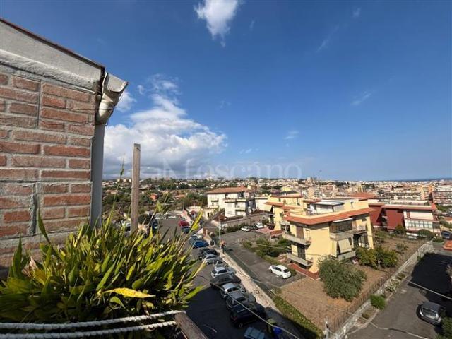 Attico di 61 mq a Rapisardi, Ballo, Cibele Catania