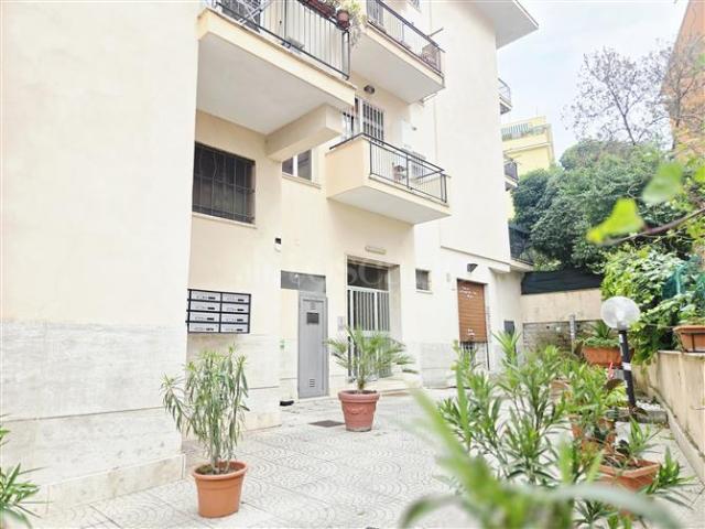 Attico di 70 mq a Portuense, Villa Bonelli Roma