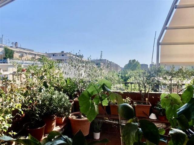 Attico di 90 mq a Appia Pignatelli, Ardeatino, Montagnola Roma