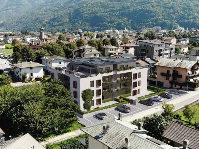 Attico di lusso in vendita Via Vincenzo Foppa, Morbegno, Lombardia
