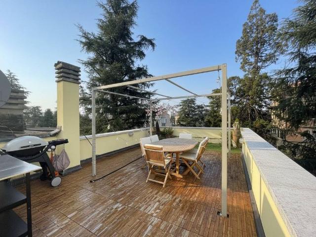 Appartamento di prestigio di 155 m² in vendita via Delle Rose, 32, Bologna, Emilia Romagna