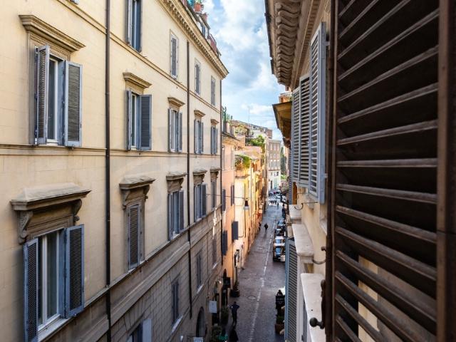 Attico e Superattico – Centro Storico, Via Vittoria – 01AF5493