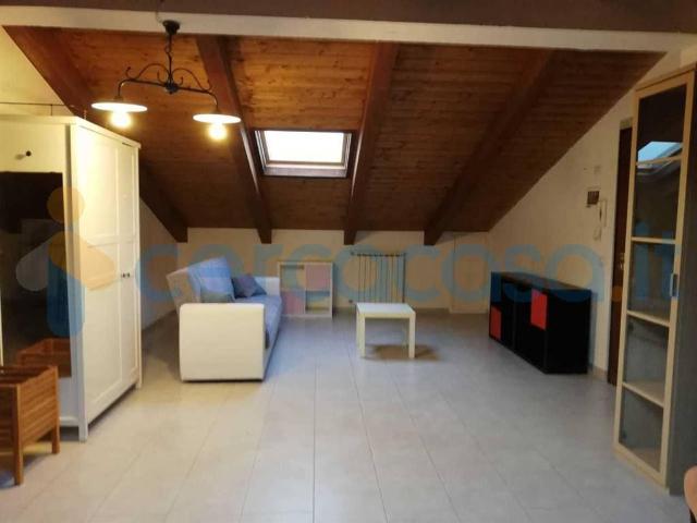 Attico in affitto a Sarzana