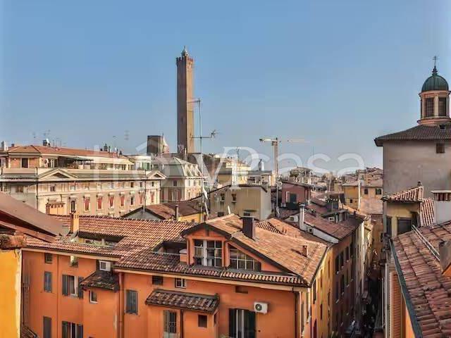 Attico in vendita a Bologna piazza Maggiore, Centro Storico