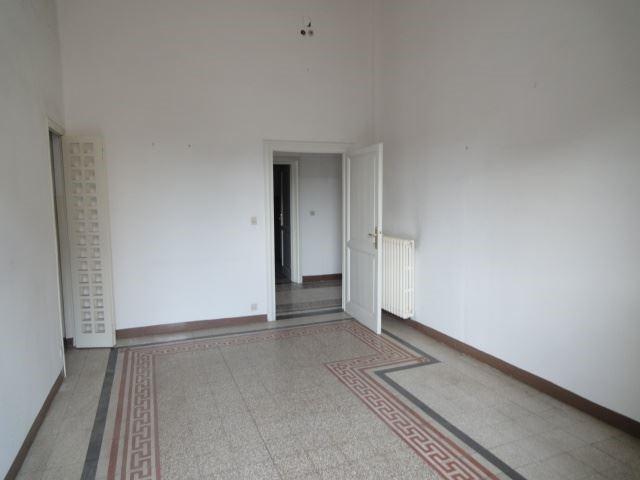 Attico con terrazzo a Certaldo