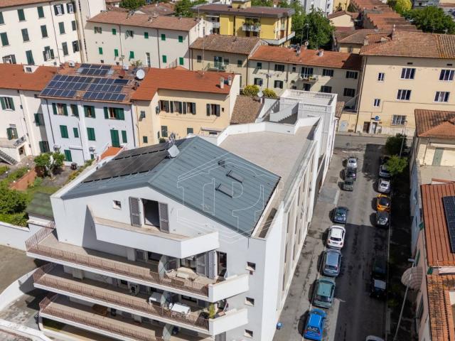 Attico in vendita a Empoli 230m² Empoli