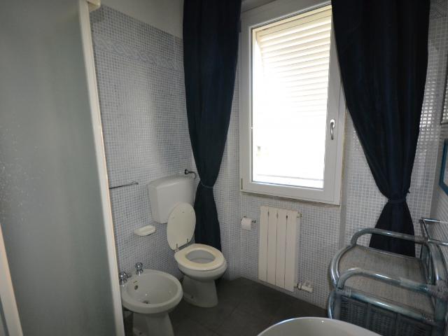 ATTICO in VENDITA a PIETRASANTA MARINA DI PIETRASANTA di 7 vani