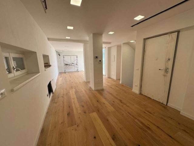 ATTICO in VENDITA a ROMA FLAMINIO / FLEMING / VIGNA CLARA / CAMILLUCCIA di 3 vani