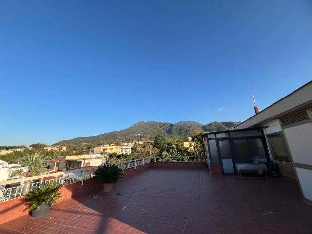 Attico in vendita a San Sebastiano al Vesuvio