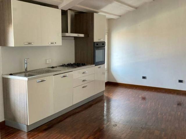 Attico ottimo stato, 220 m², Centro Storico, Vicenza