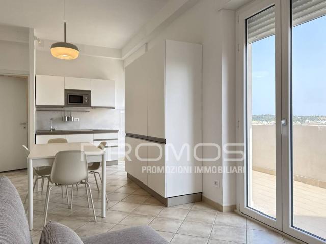 Attico ottimo stato, 45 m², Piazza Giovanni XXIII, Cagliari