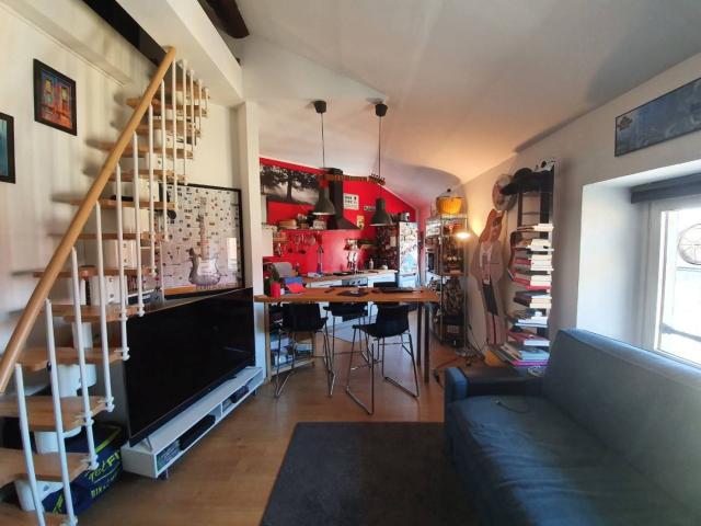 Attico ottimo stato, 40 m², Navigli Darsena, Milano