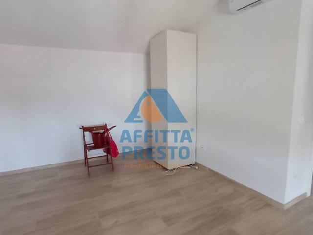 Attico ottimo stato, 55 m², Capraia e Limite