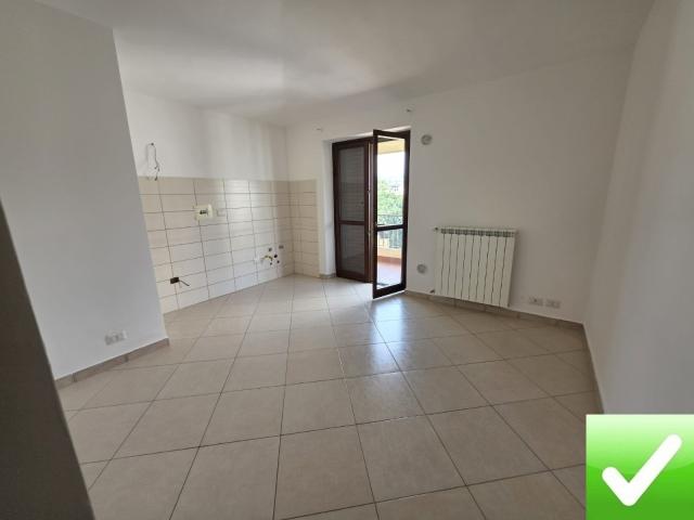 Attico Mansardato Con Posto Auto Catona 80 Mq