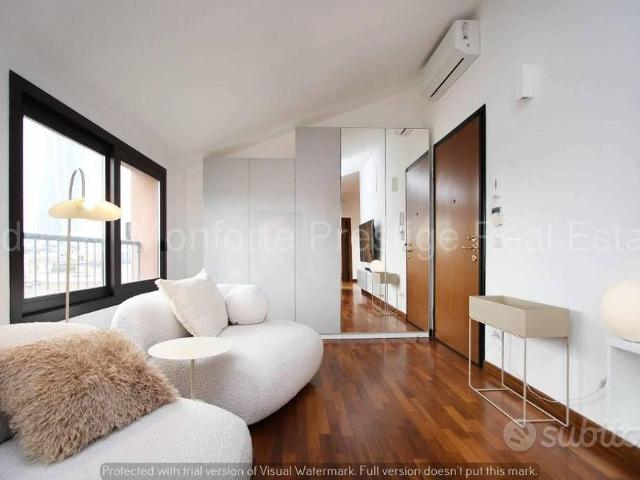 Attico / Mansarda di 92 m² con 3 locali a Milano