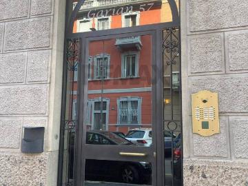 Attico / Mansarda in affitto a Milano MI