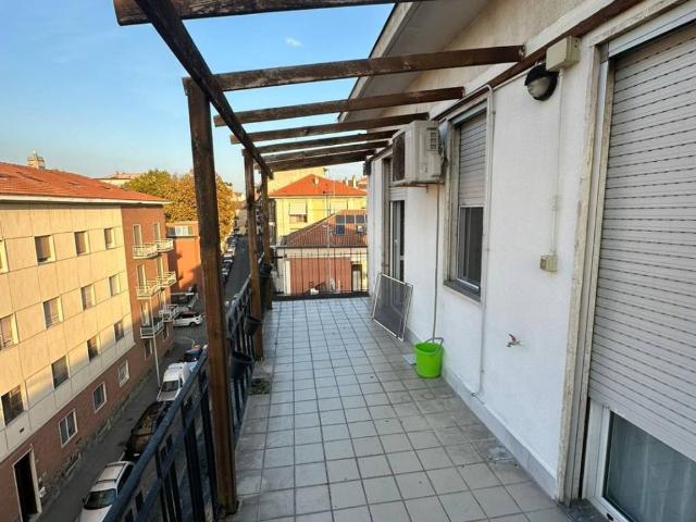 Attico / Mansarda in affitto a Novara NO