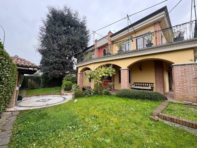 Attico / Mansarda in affitto a Noviglio MI