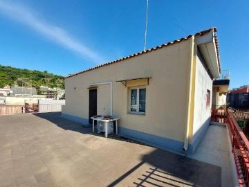 Attico / Mansarda in affitto a Aci Catena CT