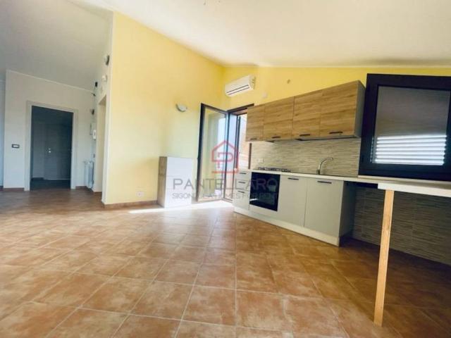 Attico / Mansarda in affitto a Aci Sant'Antonio CT