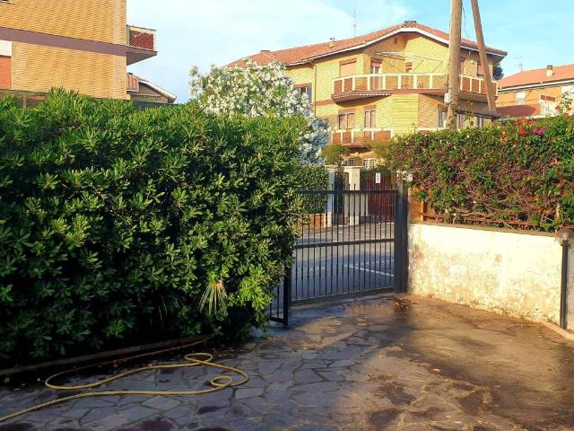Attico / Mansarda in affitto a Anzio RM
