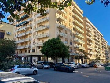 Attico / Mansarda in affitto a Bagheria PA