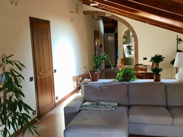 Attico / Mansarda in affitto a Bassano del Grappa VI