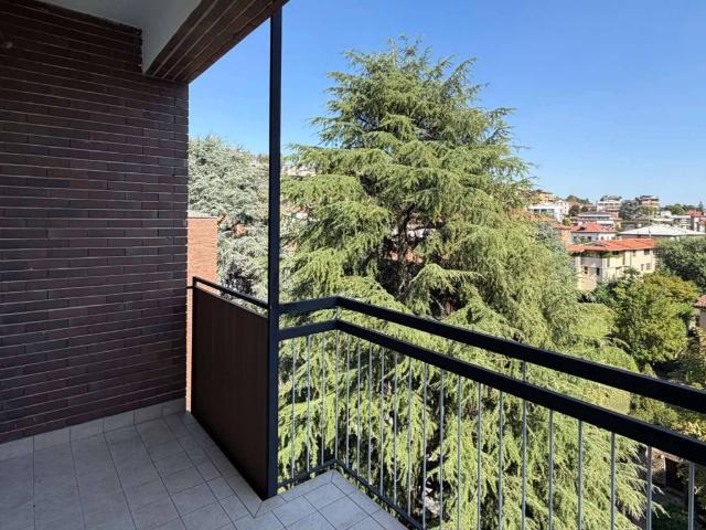 Attico / Mansarda in affitto a Bergamo BG