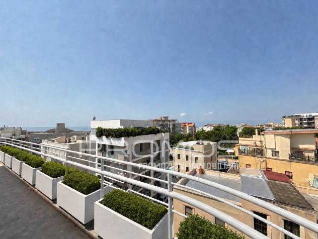 Attico / Mansarda in affitto a Cagliari CA