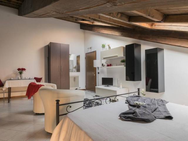 Attico / Mansarda in affitto a Casalpusterlengo LO