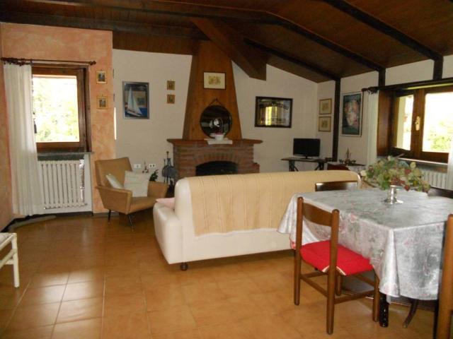Attico / Mansarda in affitto a Castelnovo Ne' Monti RE