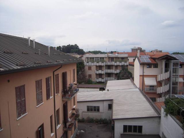 Attico / Mansarda in affitto a Cesano Maderno MB