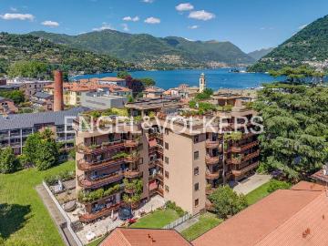 Attico / Mansarda in affitto a Como CO