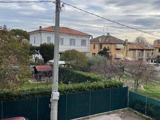 Attico / Mansarda in affitto a Fano PU