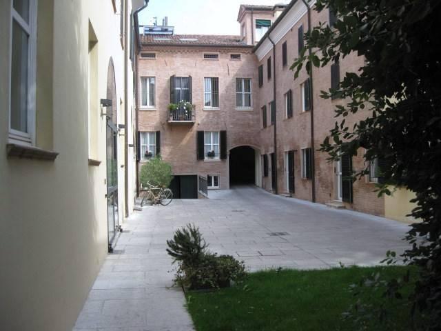 Attico / Mansarda in affitto a Ferrara FE