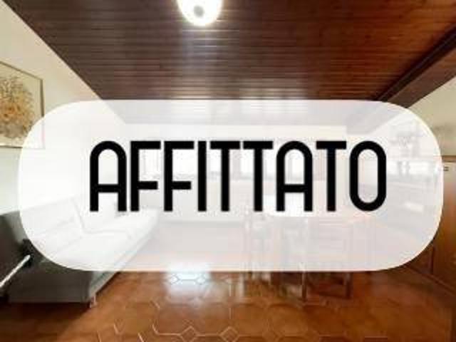 Attico / Mansarda in affitto a Jerago con Orago VA