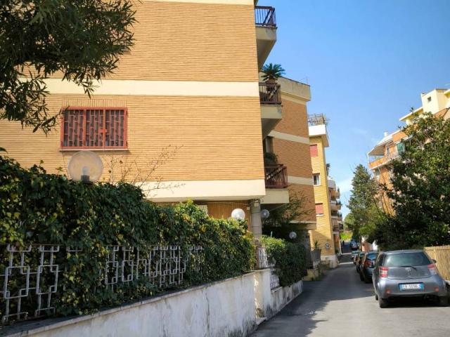 Attico / Mansarda in affitto a Roma RM